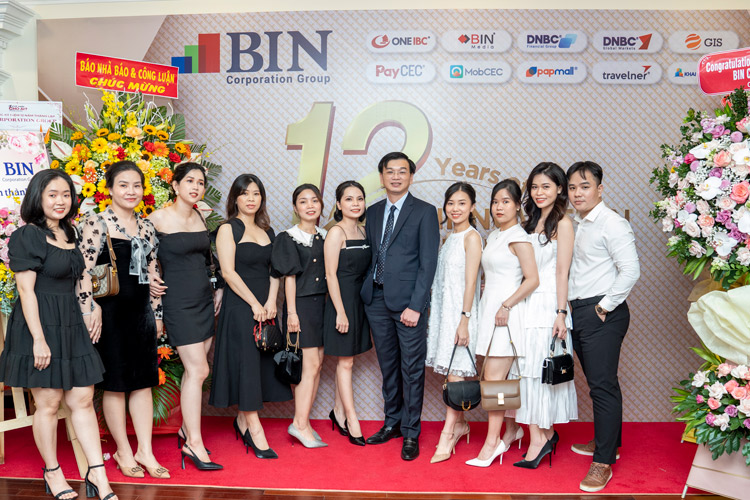 BIN Corporation Group's 12th Birthday BIN Corporation Group's 12th Birthday