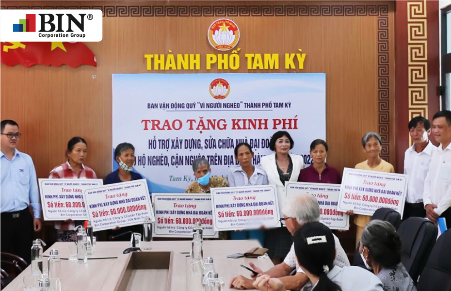 BIN Corporation Group and VOV in the central region support 360 million VND to build 6 houses for disadvantaged households. BIN Corporation Group and VOV in the central region support 360 million VND to build 6 houses for disadvantaged households.