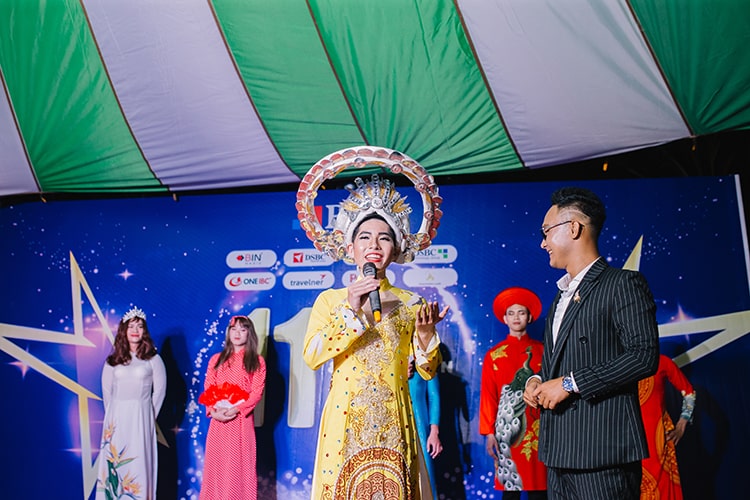 Team One IBC was crowned  Team One IBC was crowned